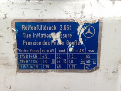 207D Plaque.JPG